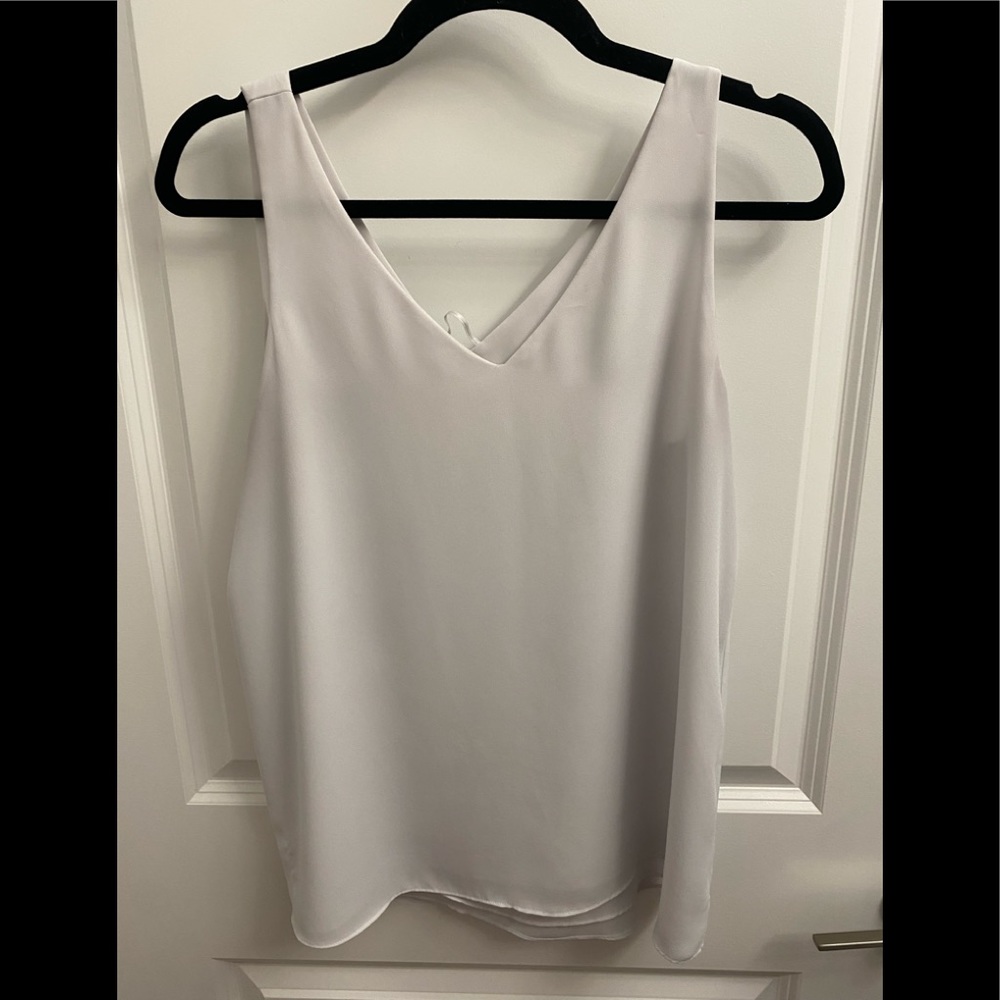 Lilly Pulitzer White Florin!